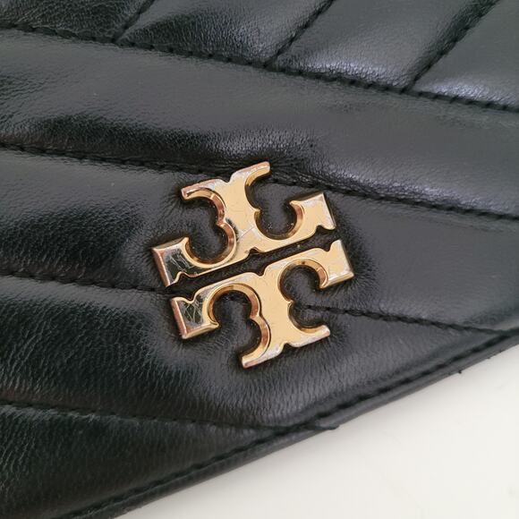 Tory Burch Kira Medium Slim Wallet Black Chevron Quilted Leather Bifold Logo - Picture 9 of 13
